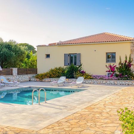 Astarte Villas - Astra Private Villas With Pool Vasilikí Extérieur photo