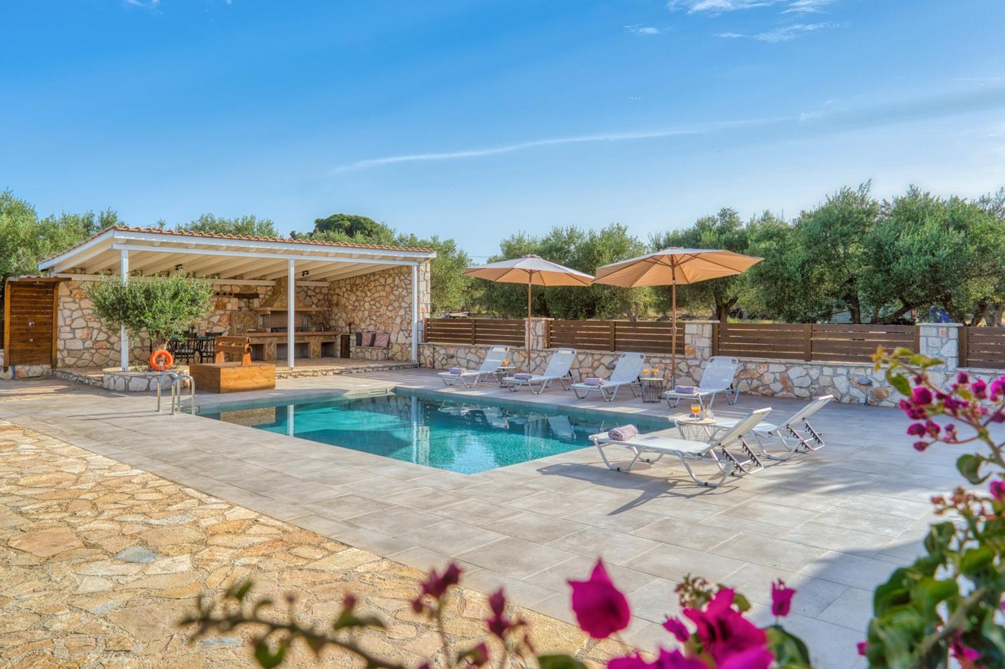Astarte Villas - Astra Private Villas With Pool Vasilikí Extérieur photo