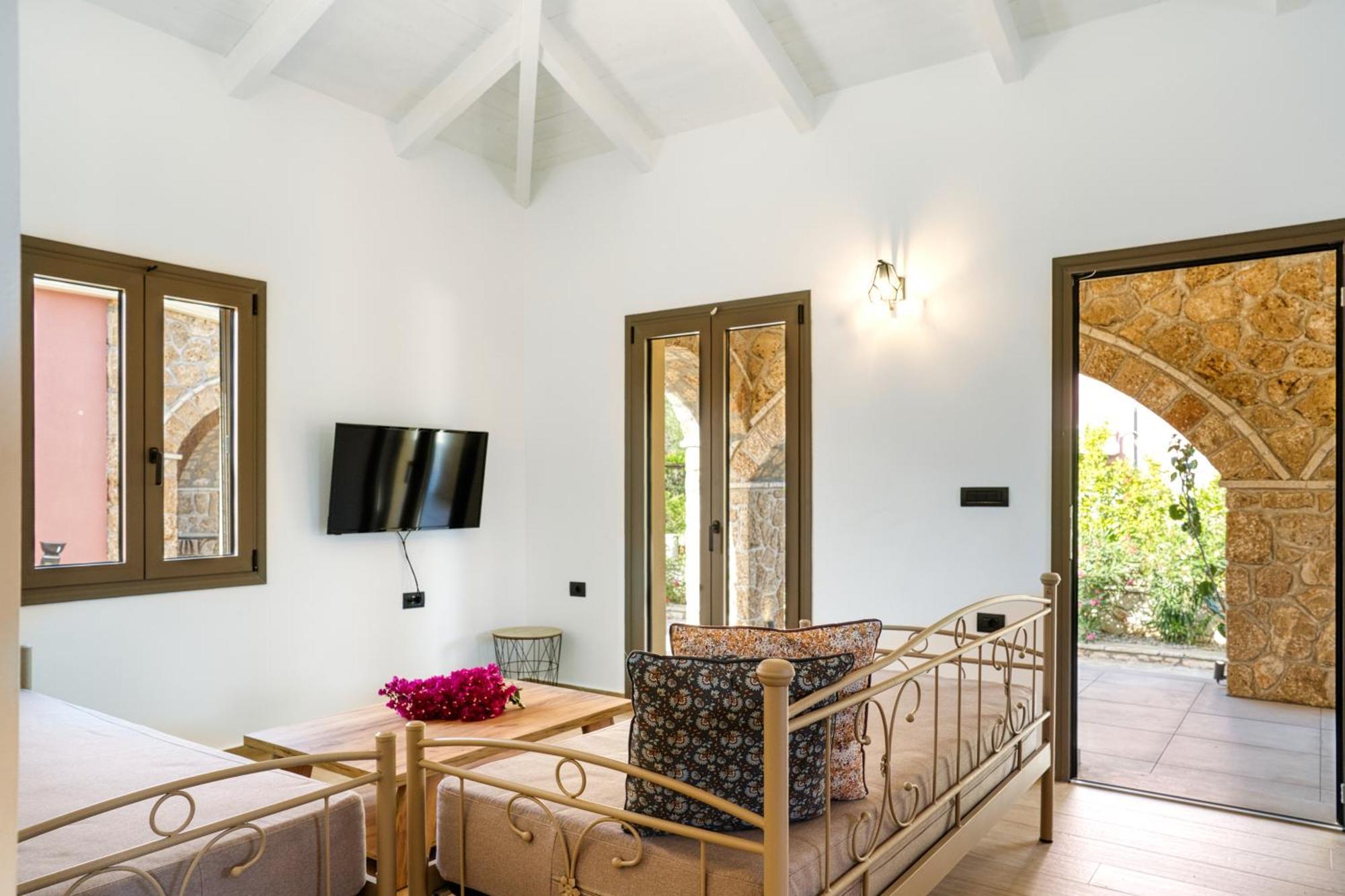 Astarte Villas - Astra Private Villas With Pool Vasilikí Extérieur photo